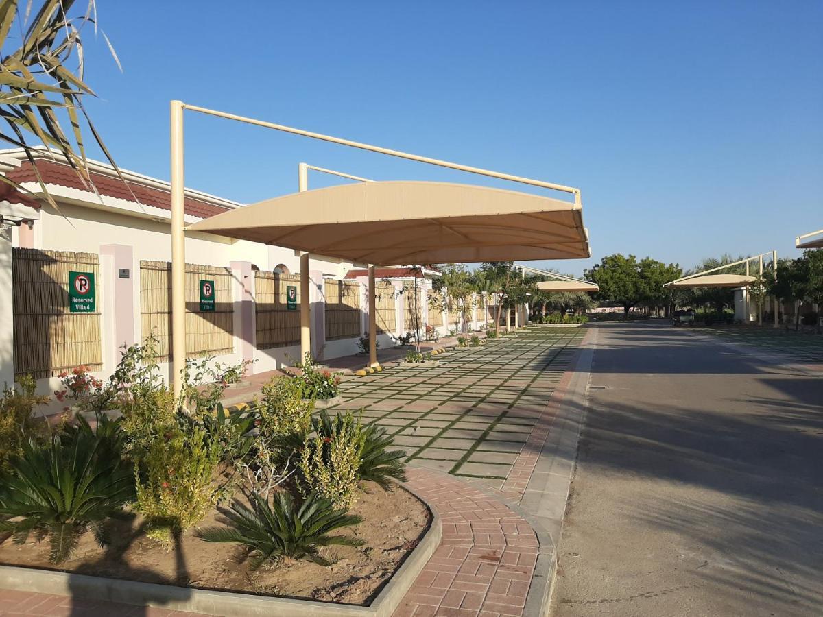 Asahalah Farm Pool Villas Seeb Buitenkant foto