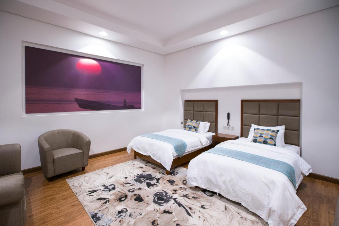 Asahalah Farm Pool Villas Seeb Buitenkant foto